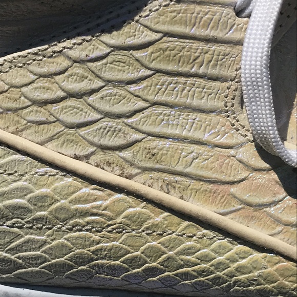 NIKE Cotton Candy Pearl Air Python Snake Print Sneakers - Picture 14 of 15